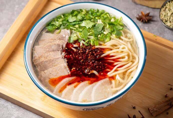 市商務(wù)局啟動蘭州牛肉面線上線下“迎新春 促消費(fèi)”年貨節(jié)品鑒活動